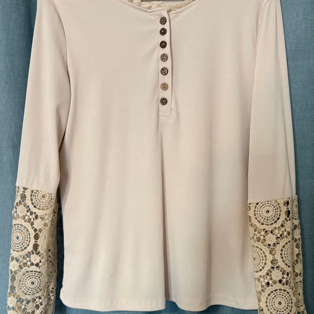 Elegant Crochet Sleeved Top